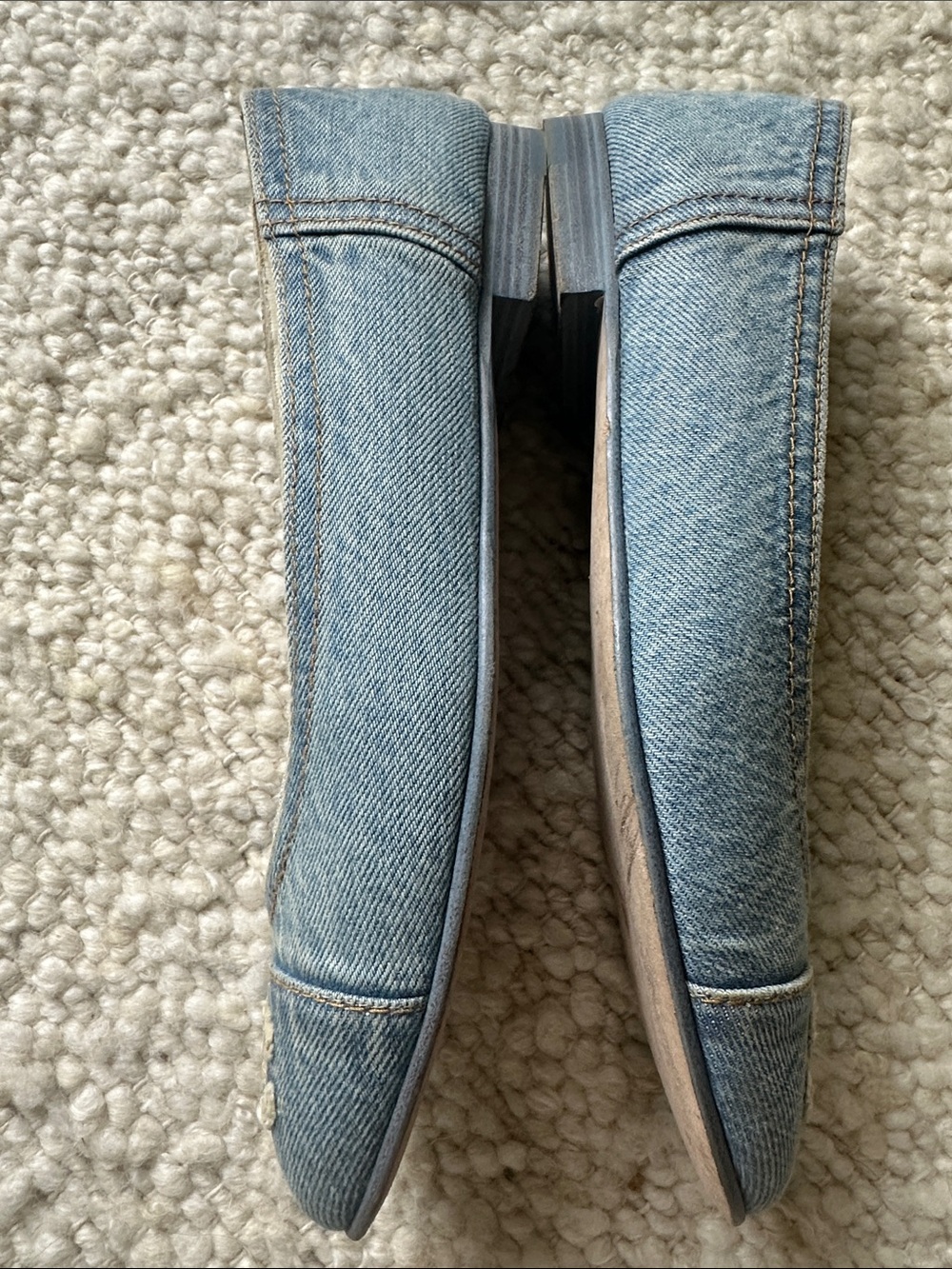 CHANEL Light Blue Denim Embroidered CC Ballet Flats - Picture 5 of 7